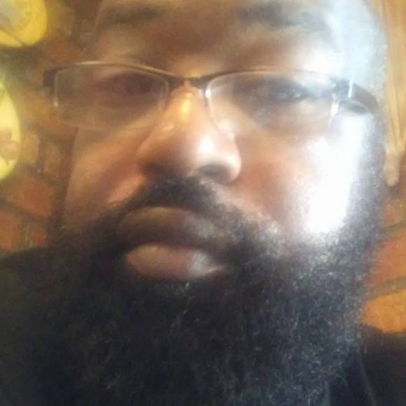 Meet your Posher, Quentin - Picture 1 of 1